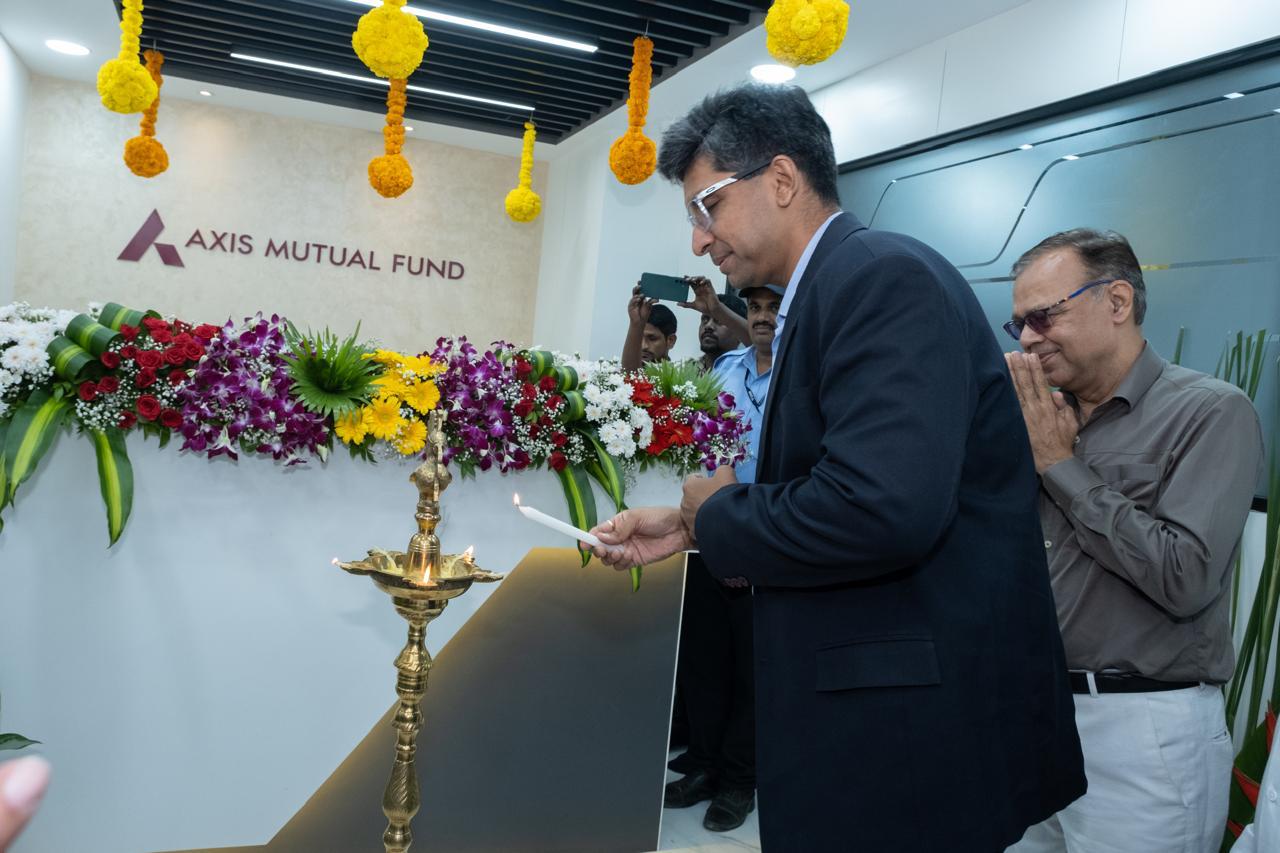 Inaugurated the stunning new Axis Mutual Fund office in Chembur, Mumbai.