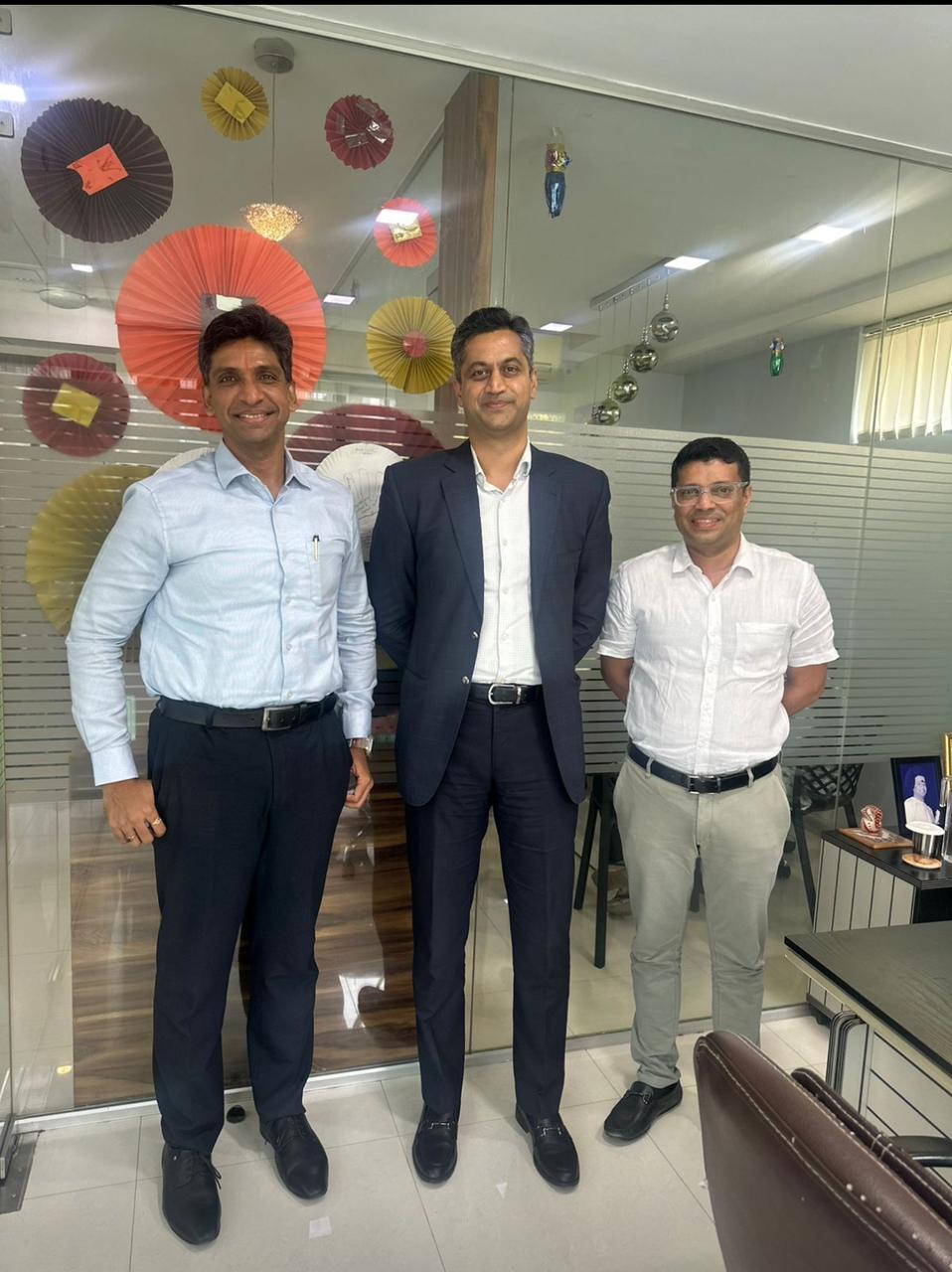 Delighted to meet Mr. Ganesh Mohan, CEO, Bajaj Mutual Fund at our office.